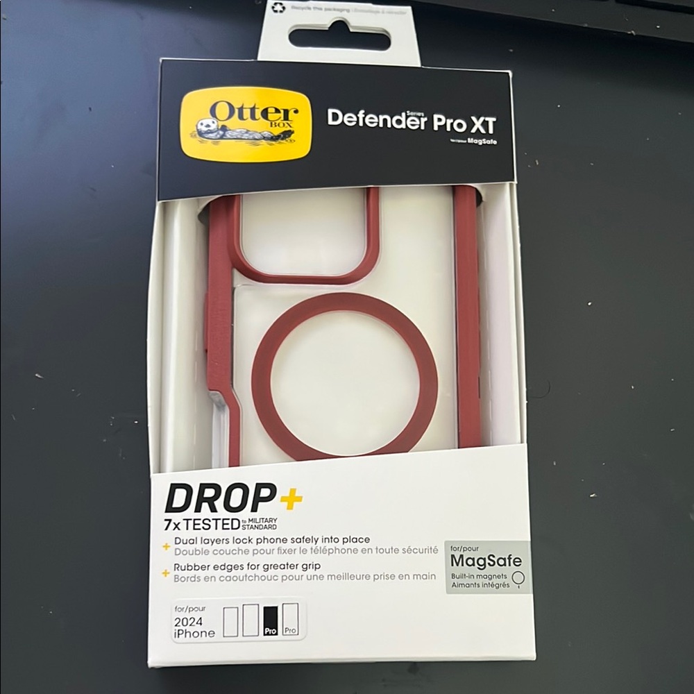 OtterBox Defender Pro XT Case for iPhone 15/16 Pro (MagSafe Compatible)